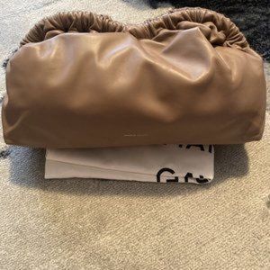 Mansur Gavriel cloud clutch biscotti NWT